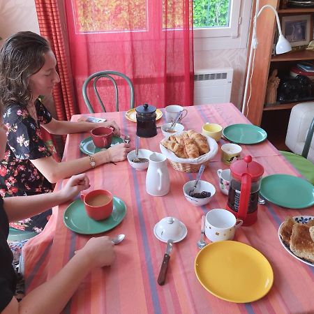 Domi Et Les Chats Barbezieres Zewnętrze zdjęcie